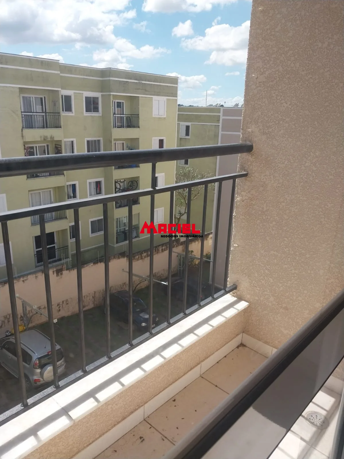Alugar Apartamento / Padr&atilde;o em S&atilde;o Jos&eacute; dos Campos R$ 1.300,00 - Foto 15
