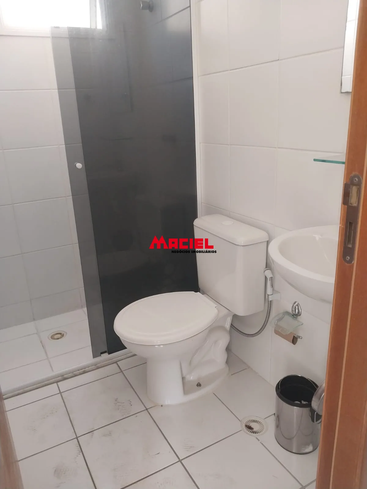 Alugar Apartamento / Padr&atilde;o em S&atilde;o Jos&eacute; dos Campos R$ 1.300,00 - Foto 21