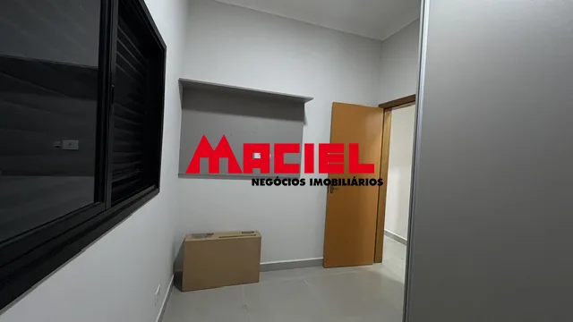 Comprar Casa / Padr&atilde;o em S&atilde;o Jos&eacute; dos Campos R$ 950.000,00 - Foto 15