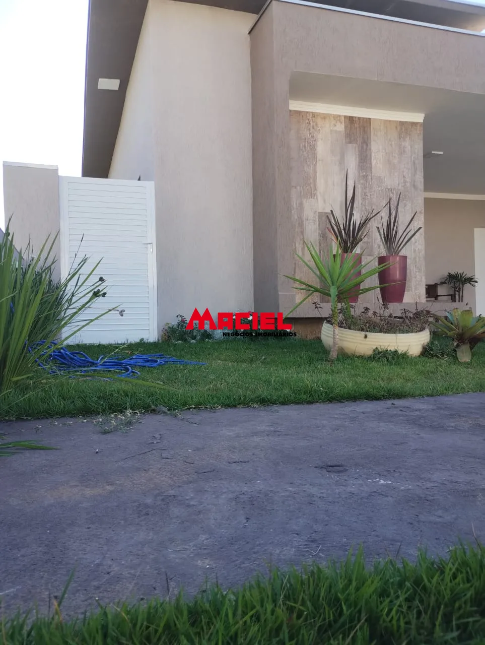 Comprar Casa / Condom&iacute;nio em Ca&ccedil;apava R$ 1.080.000,00 - Foto 4