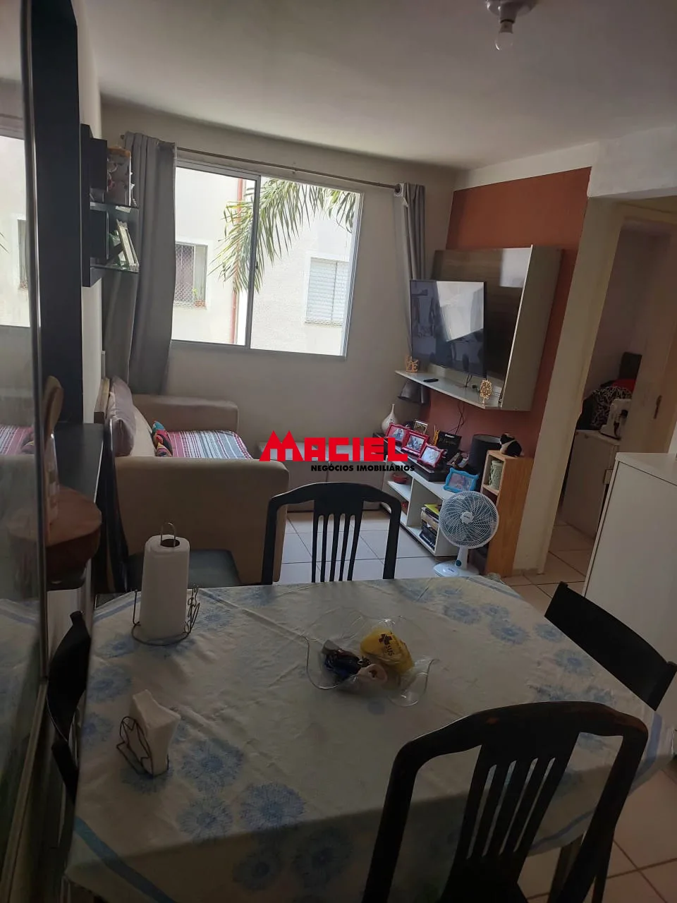 Alugar Apartamento / Padr&atilde;o em S&atilde;o Jos&eacute; dos Campos R$ 1.700,00 - Foto 8