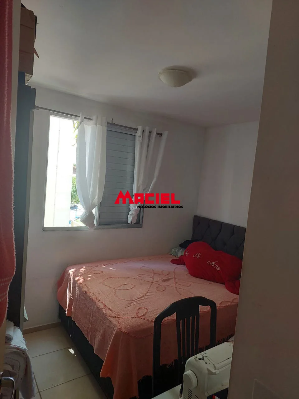 Alugar Apartamento / Padr&atilde;o em S&atilde;o Jos&eacute; dos Campos R$ 1.700,00 - Foto 9