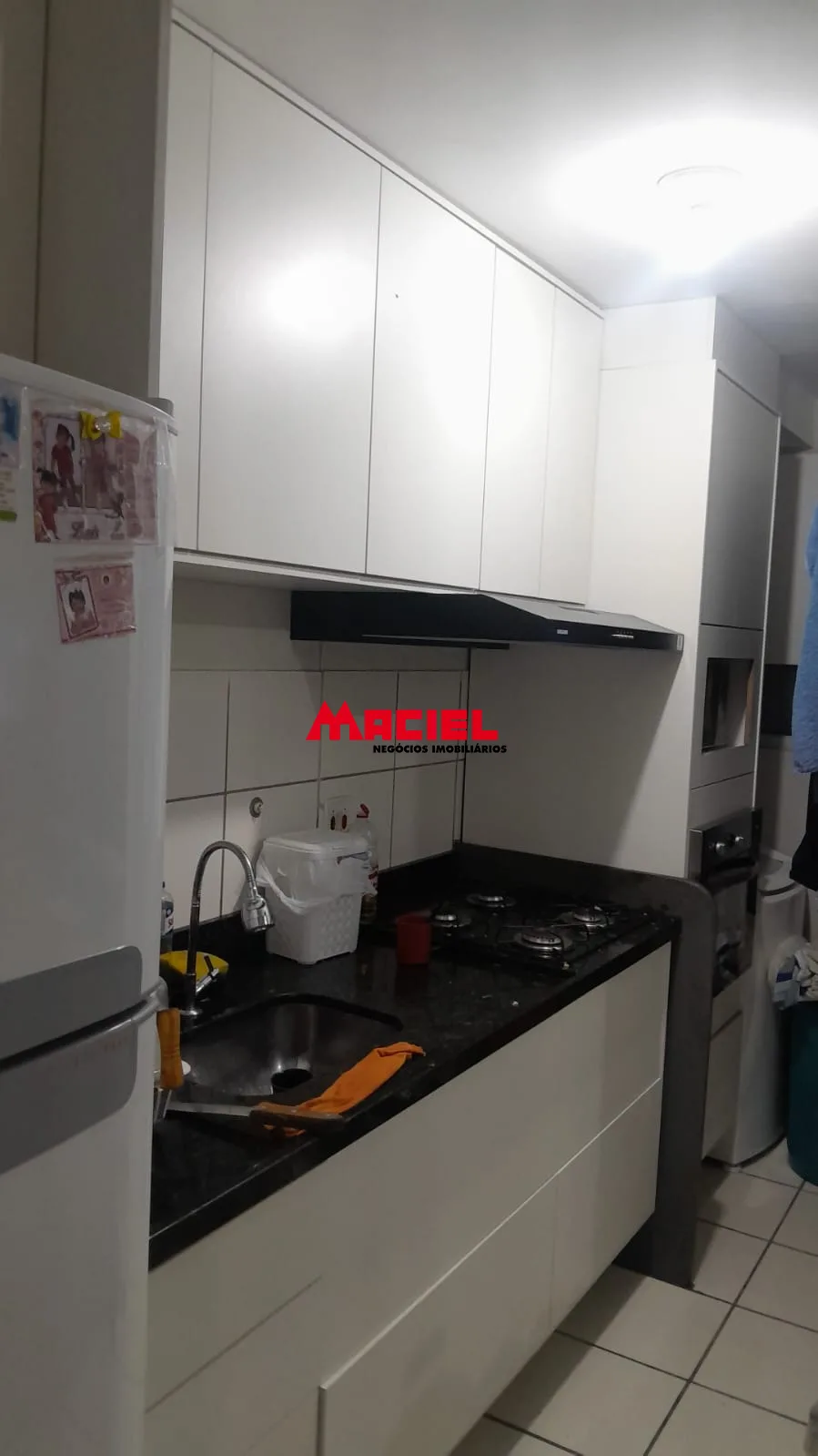 Alugar Apartamento / Padr&atilde;o em S&atilde;o Jos&eacute; dos Campos R$ 1.700,00 - Foto 10
