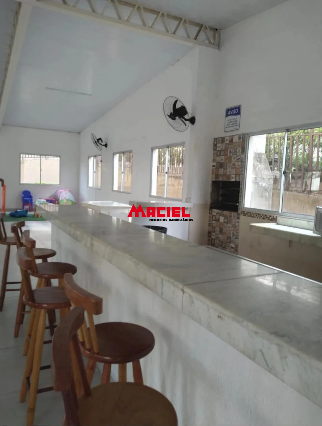 Alugar Apartamento / Padr&atilde;o em S&atilde;o Jos&eacute; dos Campos R$ 1.700,00 - Foto 11