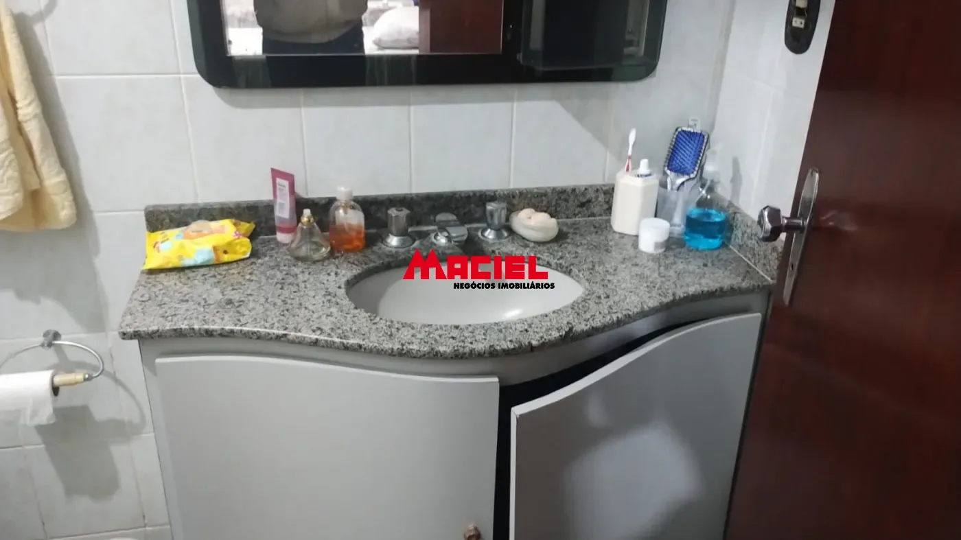 Comprar Casa / Padr&atilde;o em S&atilde;o Jos&eacute; dos Campos R$ 1.000.000,00 - Foto 25