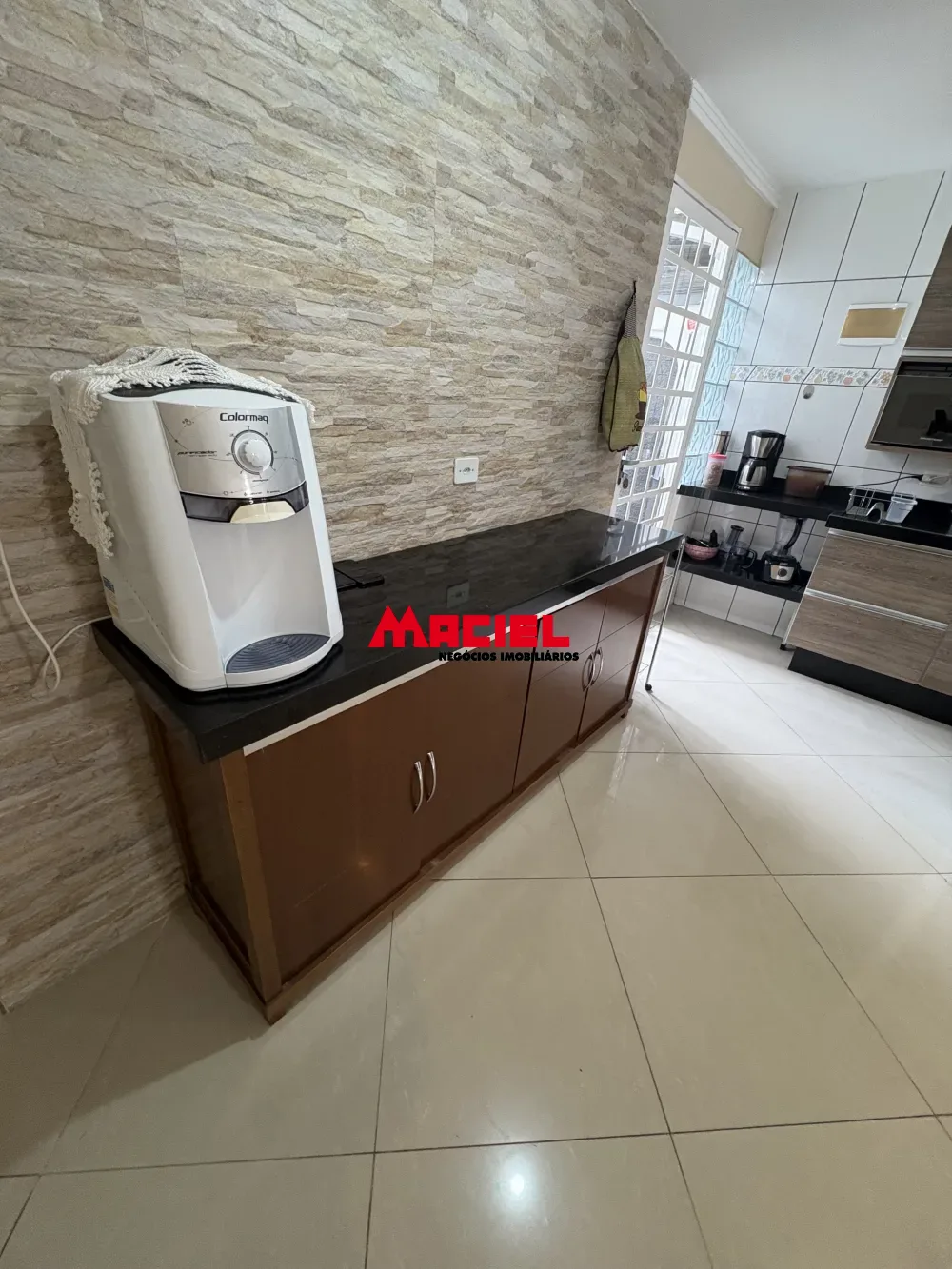 Comprar Casa / Padr&atilde;o em S&atilde;o Jos&eacute; dos Campos R$ 700.000,00 - Foto 4