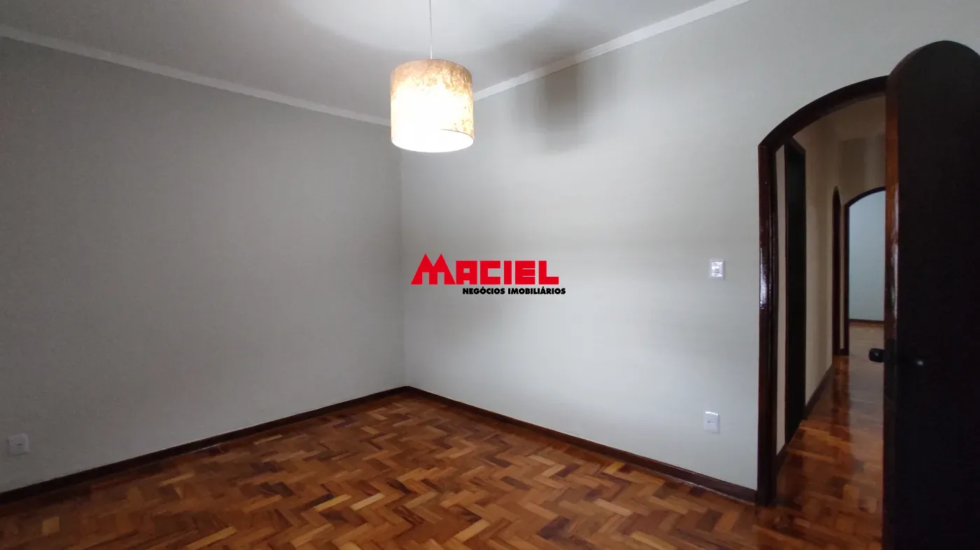 Alugar Casa / Padr&atilde;o em S&atilde;o Jos&eacute; dos Campos R$ 3.500,00 - Foto 7