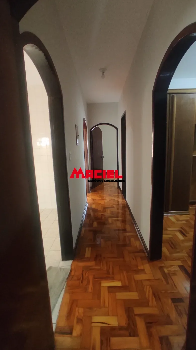Alugar Casa / Padr&atilde;o em S&atilde;o Jos&eacute; dos Campos R$ 3.500,00 - Foto 10