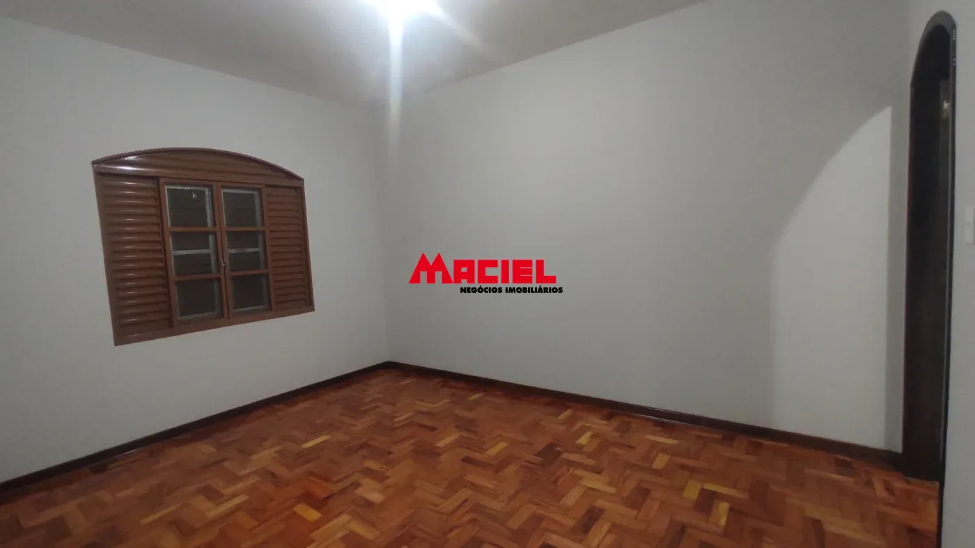 Alugar Casa / Padr&atilde;o em S&atilde;o Jos&eacute; dos Campos R$ 3.500,00 - Foto 13