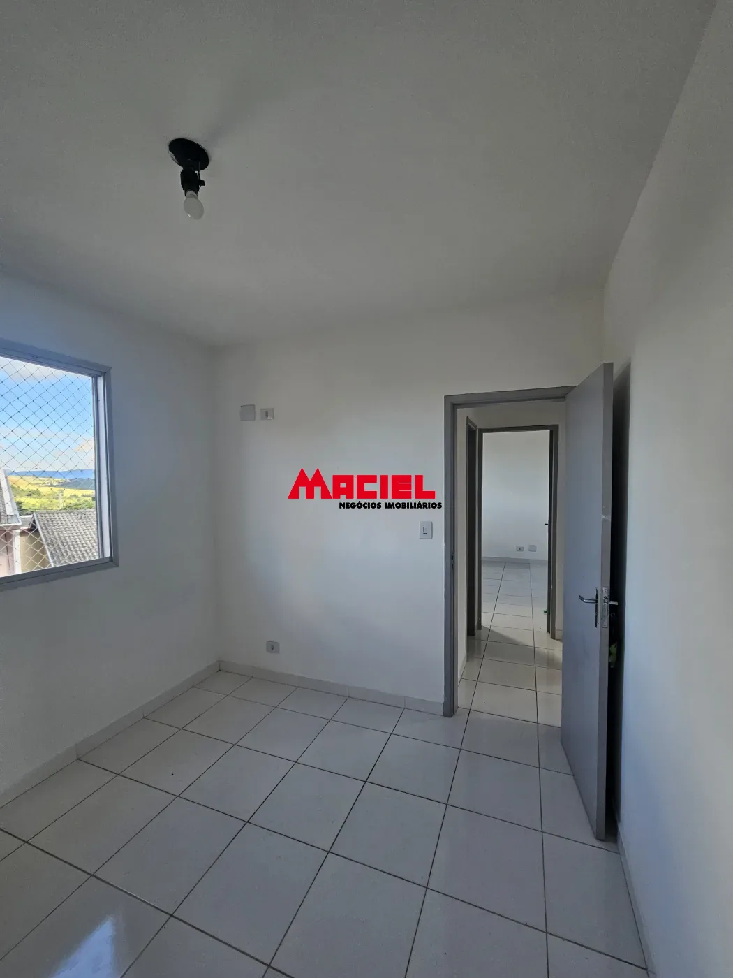 Alugar Apartamento / Padr&atilde;o em S&atilde;o Jos&eacute; dos Campos R$ 1.800,00 - Foto 11