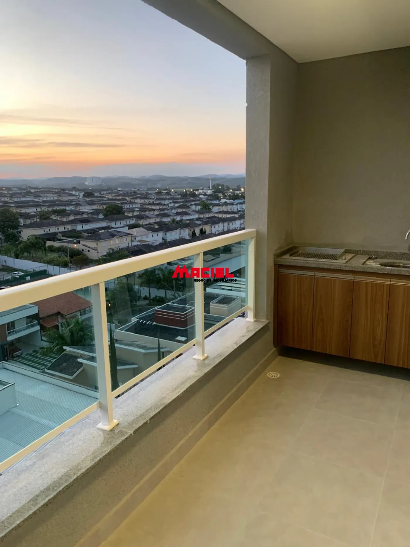 Alugar Apartamento / Padr&atilde;o em Jacare&iacute; R$ 4.850,00 - Foto 1