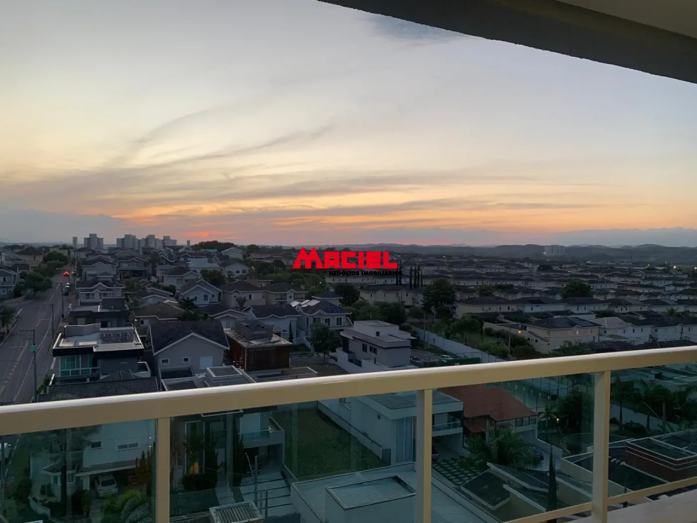 Alugar Apartamento / Padr&atilde;o em Jacare&iacute; R$ 4.850,00 - Foto 4