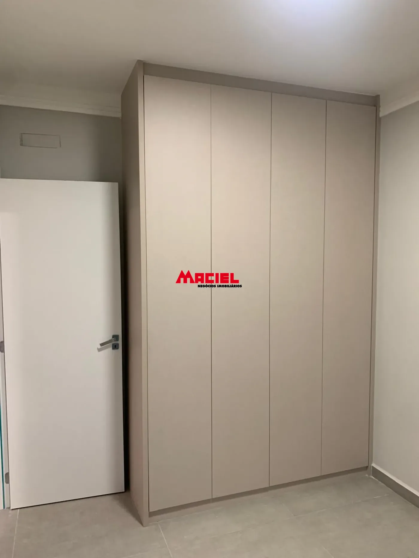 Alugar Apartamento / Padr&atilde;o em Jacare&iacute; R$ 4.850,00 - Foto 16
