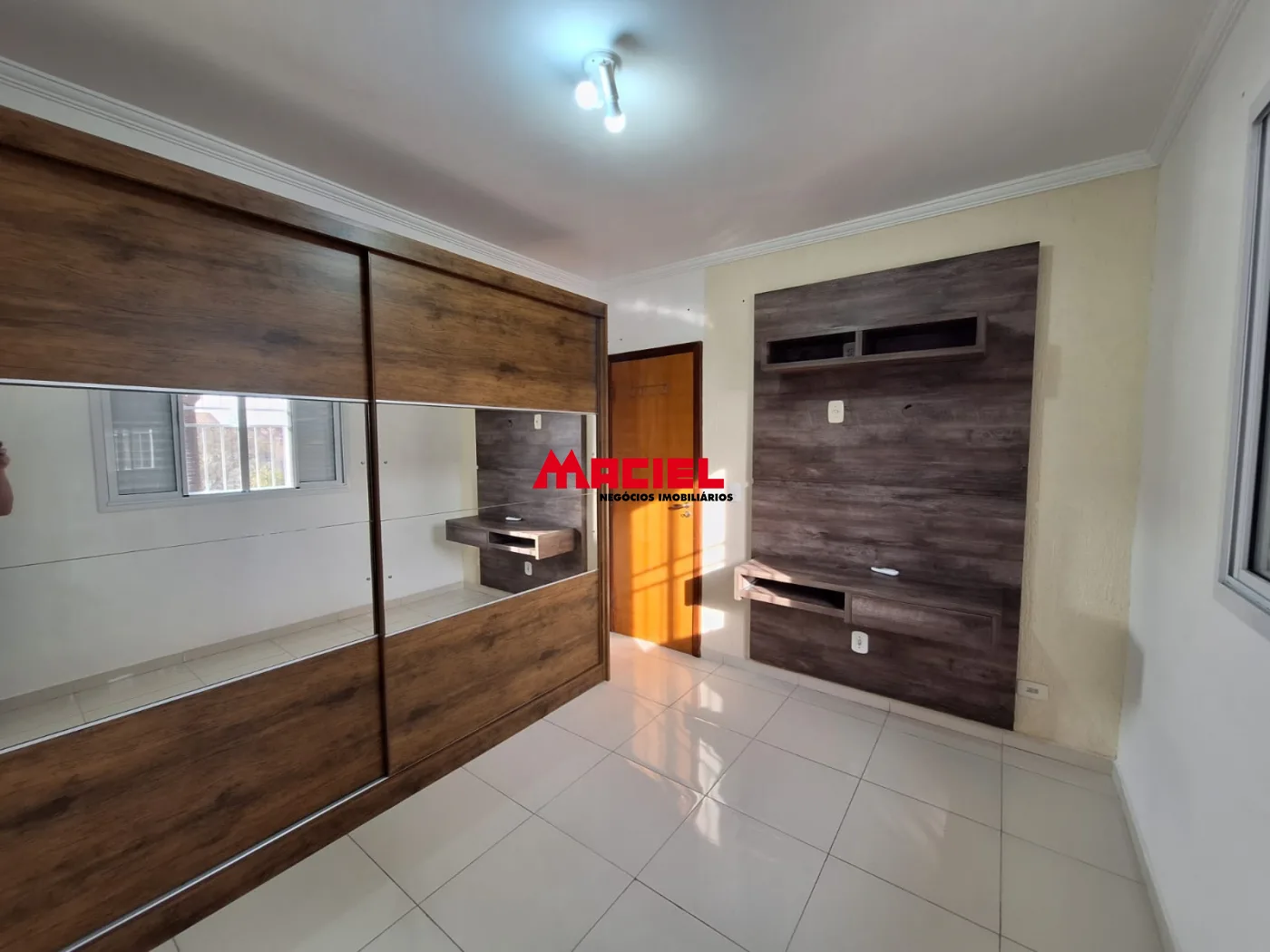 Alugar Apartamento / Padr&atilde;o em S&atilde;o Jos&eacute; dos Campos R$ 1.700,00 - Foto 6