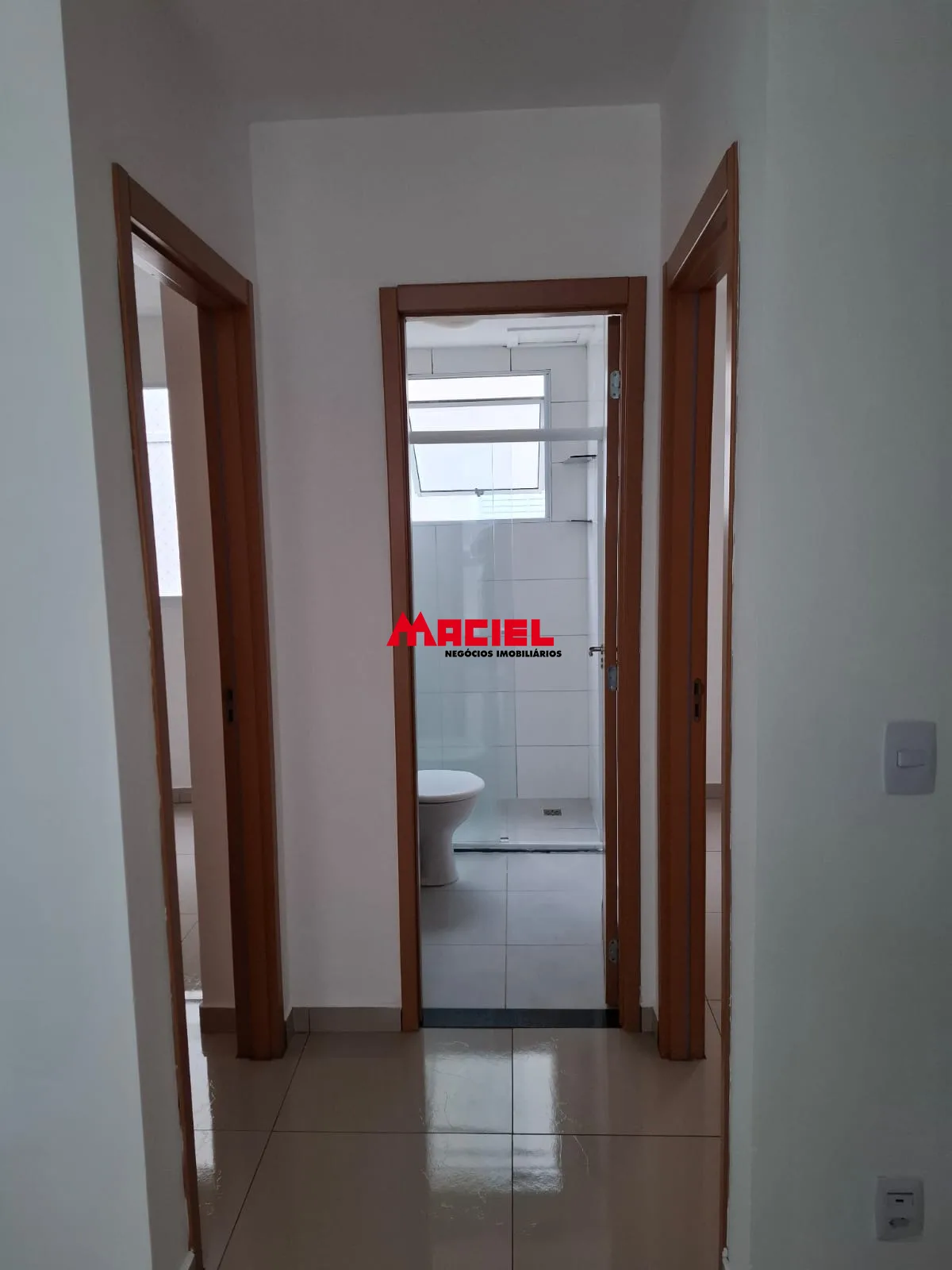 Alugar Apartamento / Padr&atilde;o em S&atilde;o Jos&eacute; dos Campos R$ 1.200,00 - Foto 1