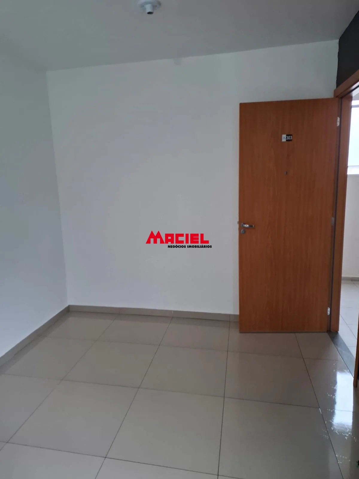 Alugar Apartamento / Padr&atilde;o em S&atilde;o Jos&eacute; dos Campos R$ 1.200,00 - Foto 4