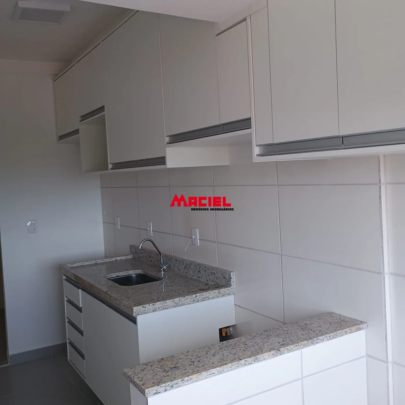 Alugar Apartamento / Padr&atilde;o em S&atilde;o Jos&eacute; dos Campos R$ 2.700,00 - Foto 10