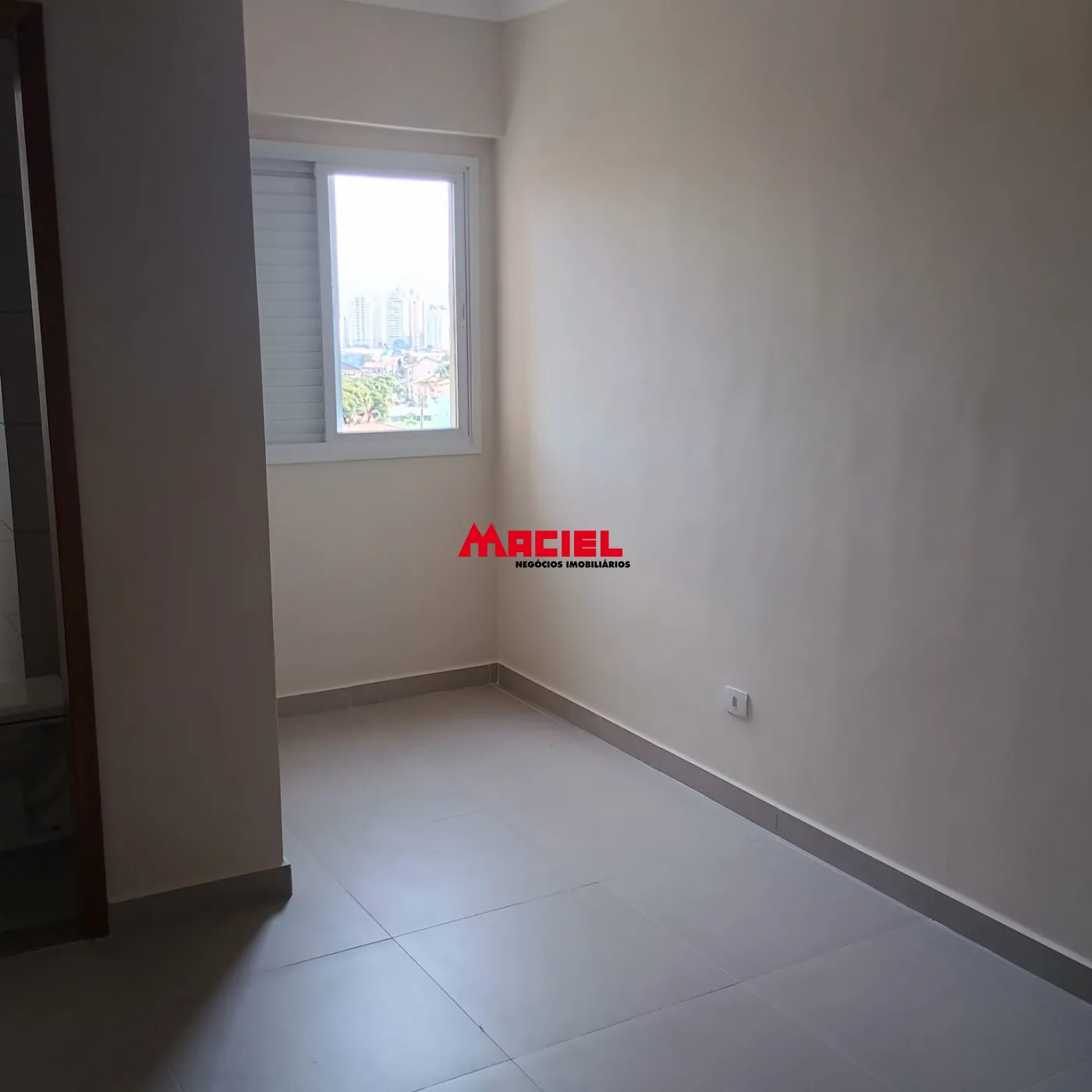 Alugar Apartamento / Padr&atilde;o em S&atilde;o Jos&eacute; dos Campos R$ 2.700,00 - Foto 12