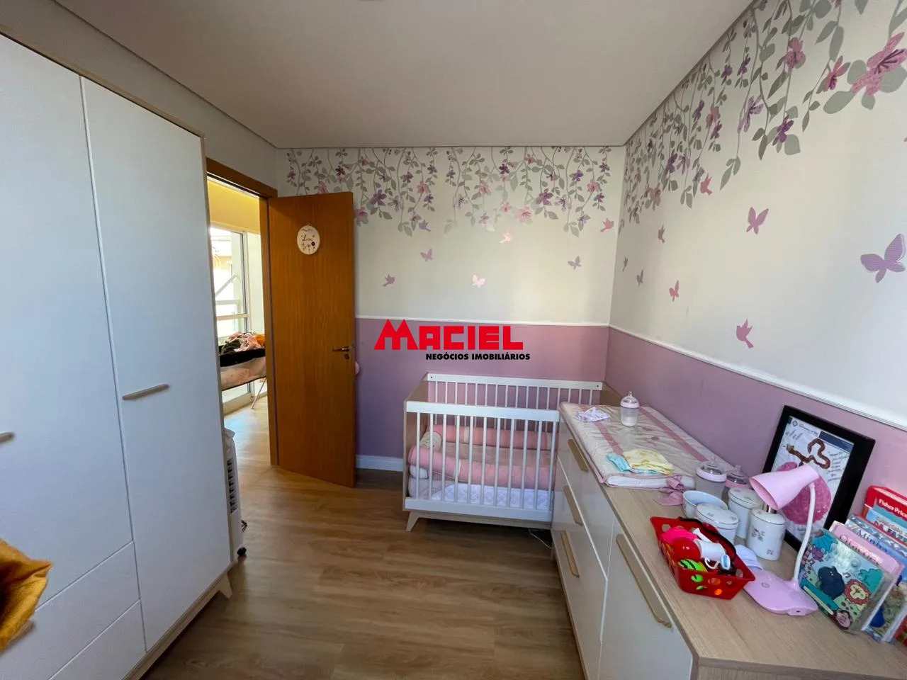 Alugar Apartamento / Padr&atilde;o em S&atilde;o Jos&eacute; dos Campos R$ 2.500,00 - Foto 3