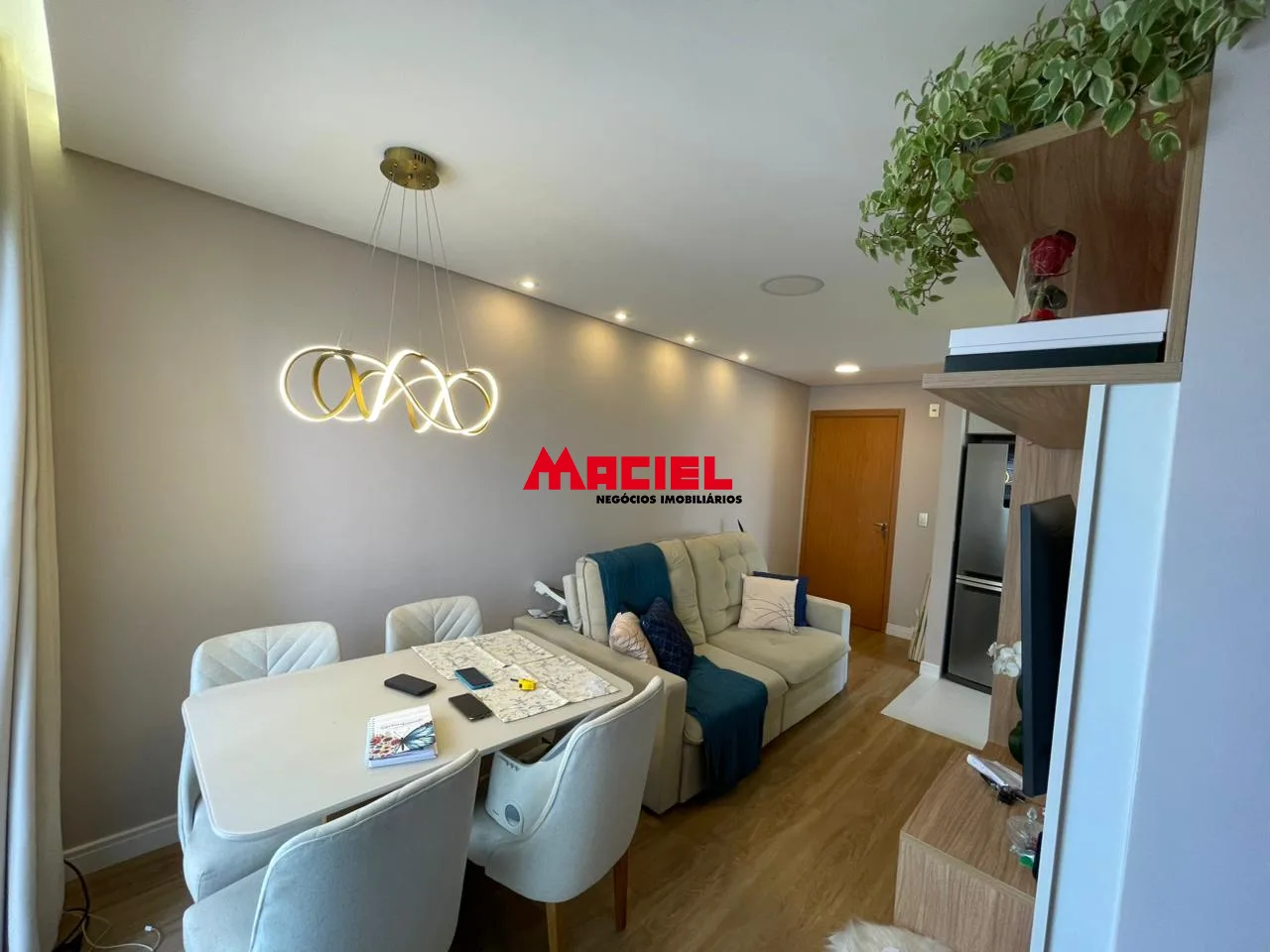 Alugar Apartamento / Padr&atilde;o em S&atilde;o Jos&eacute; dos Campos R$ 2.500,00 - Foto 9