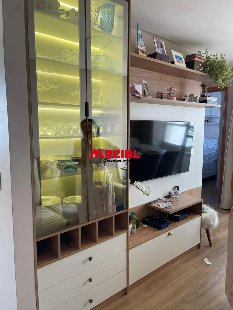 Alugar Apartamento / Padr&atilde;o em S&atilde;o Jos&eacute; dos Campos R$ 2.500,00 - Foto 18