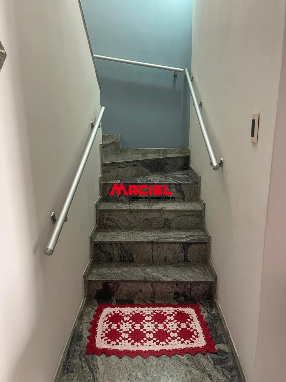 Alugar Casa / Sobrado em S&atilde;o Jos&eacute; dos Campos R$ 4.900,00 - Foto 22