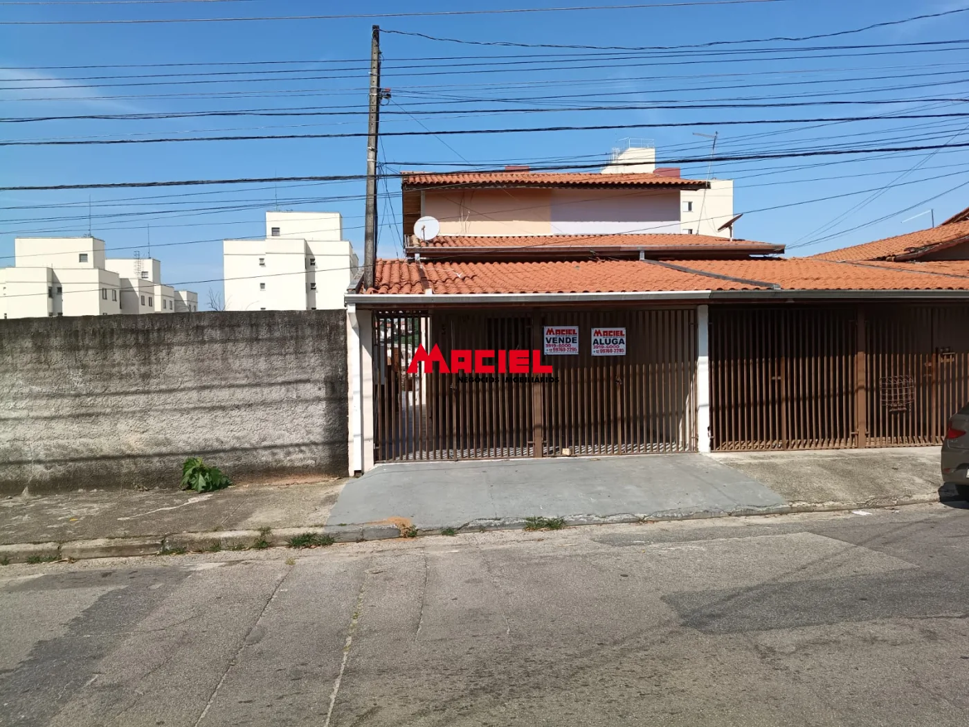 Alugar Casa / Sobrado em S&atilde;o Jos&eacute; dos Campos R$ 3.350,00 - Foto 2