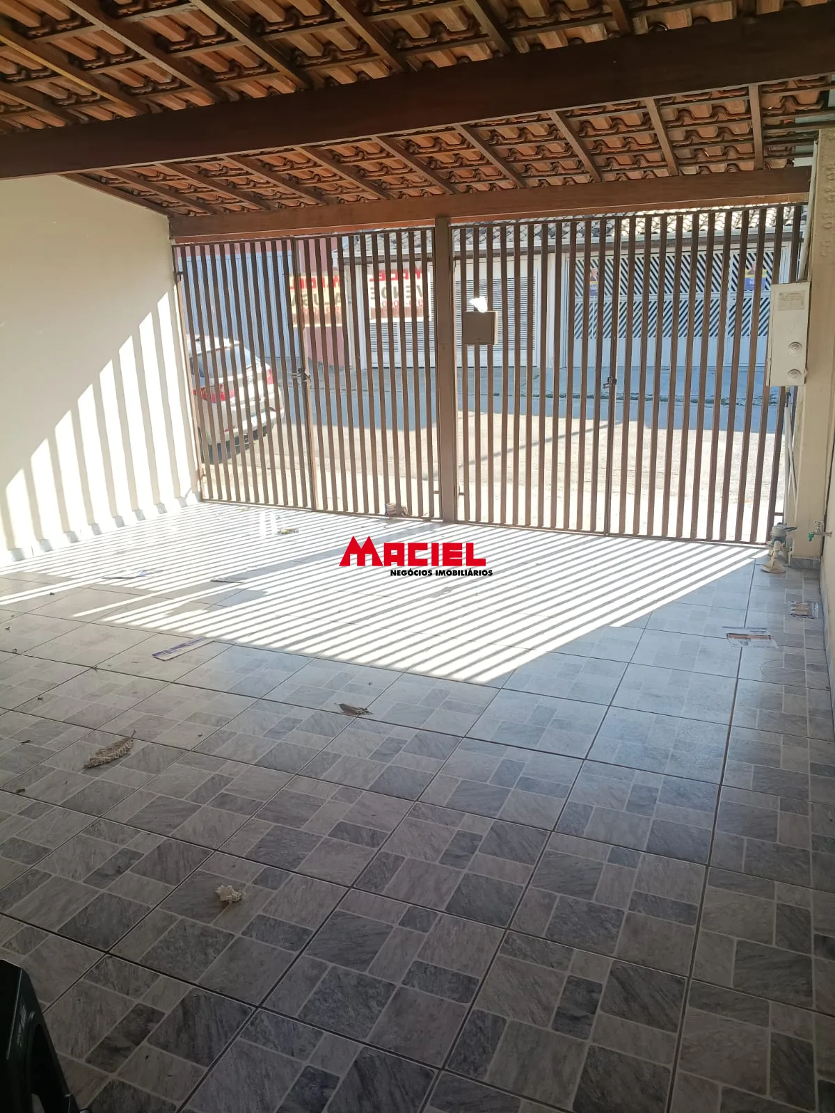 Alugar Casa / Sobrado em S&atilde;o Jos&eacute; dos Campos R$ 3.350,00 - Foto 3