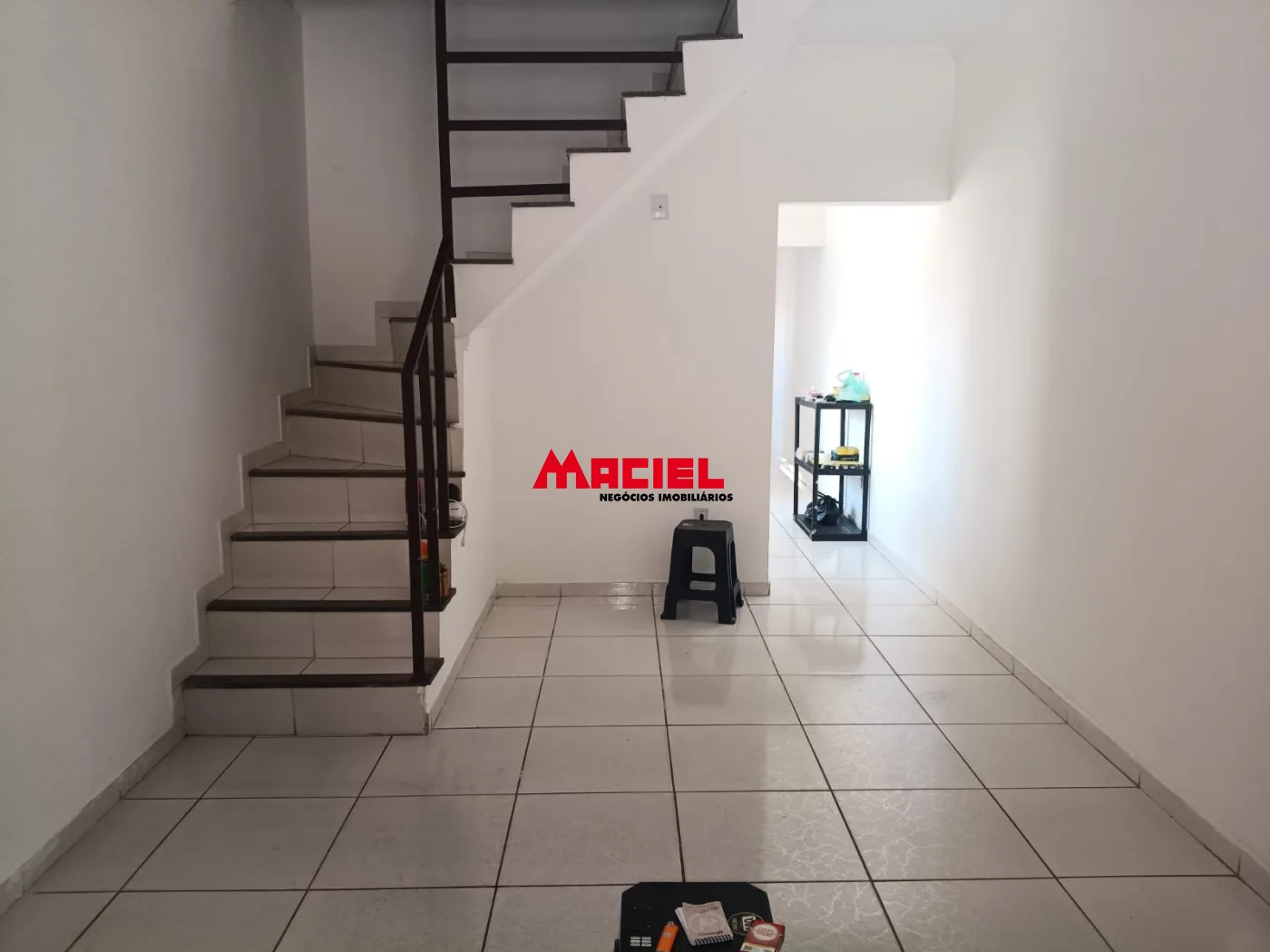 Alugar Casa / Sobrado em S&atilde;o Jos&eacute; dos Campos R$ 3.350,00 - Foto 8