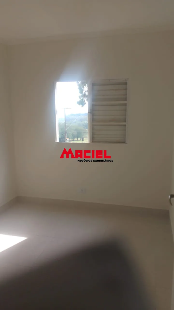 Alugar Apartamento / Padr&atilde;o em S&atilde;o Jos&eacute; dos Campos R$ 1.300,00 - Foto 2