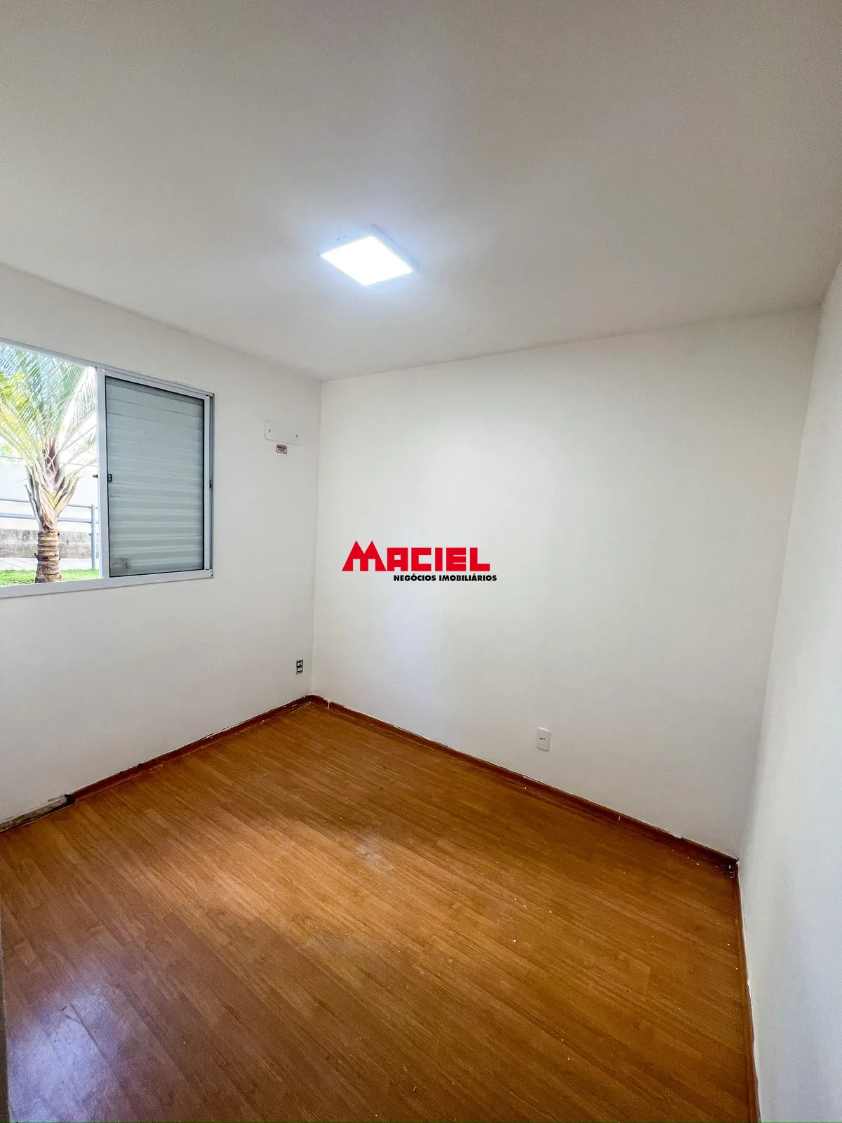 Alugar Apartamento / Padr&atilde;o em S&atilde;o Jos&eacute; dos Campos R$ 1.600,00 - Foto 1
