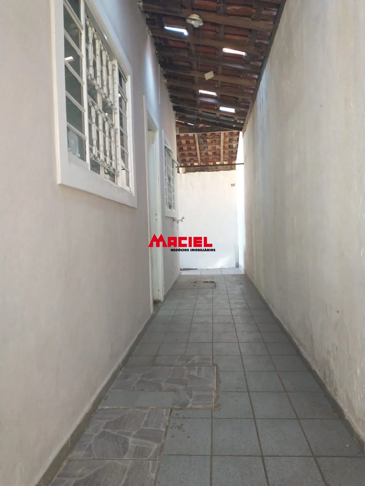 Alugar Casa / Sobrado em S&atilde;o Jos&eacute; dos Campos R$ 2.600,00 - Foto 5
