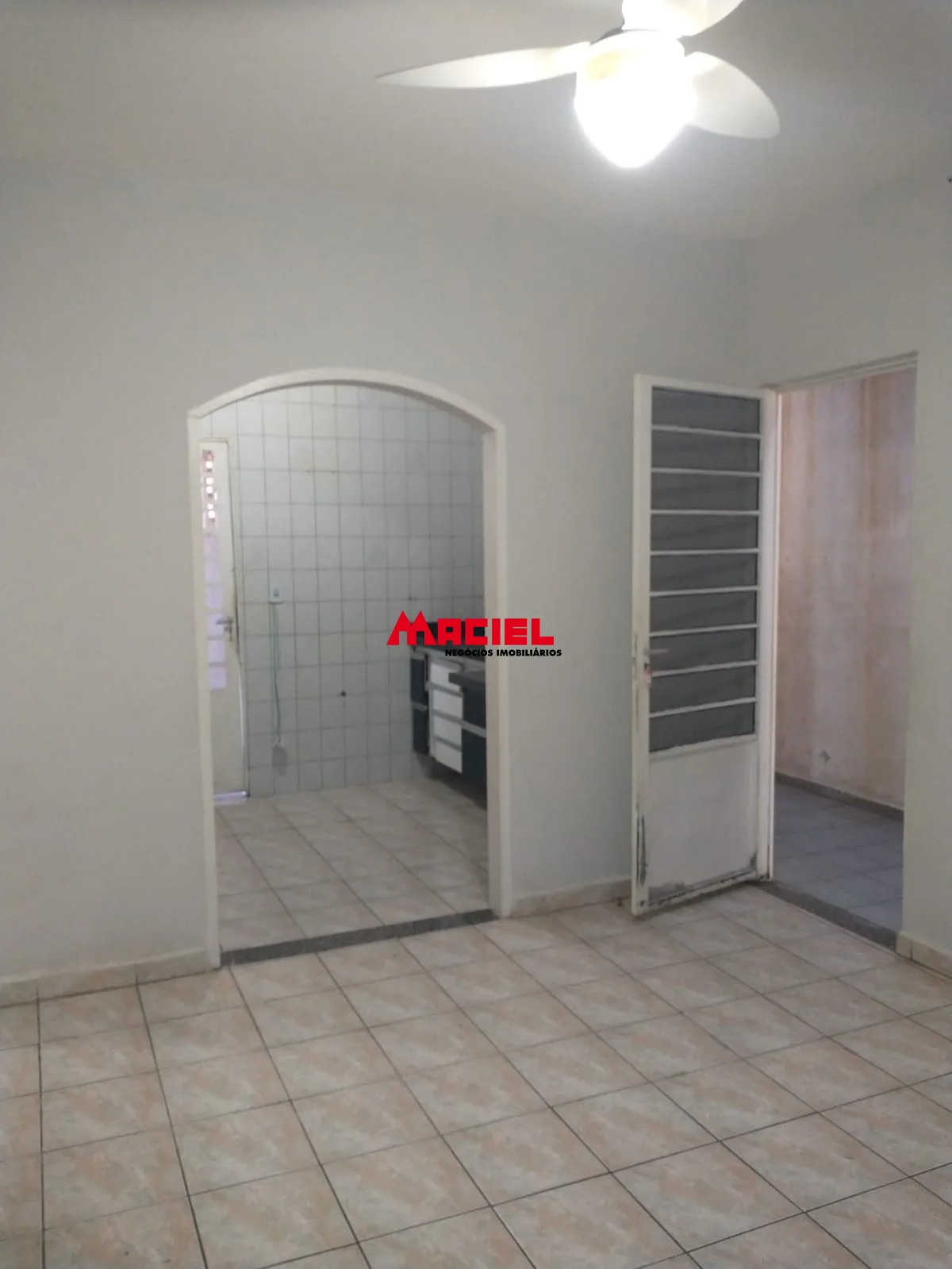 Alugar Casa / Sobrado em S&atilde;o Jos&eacute; dos Campos R$ 2.600,00 - Foto 7