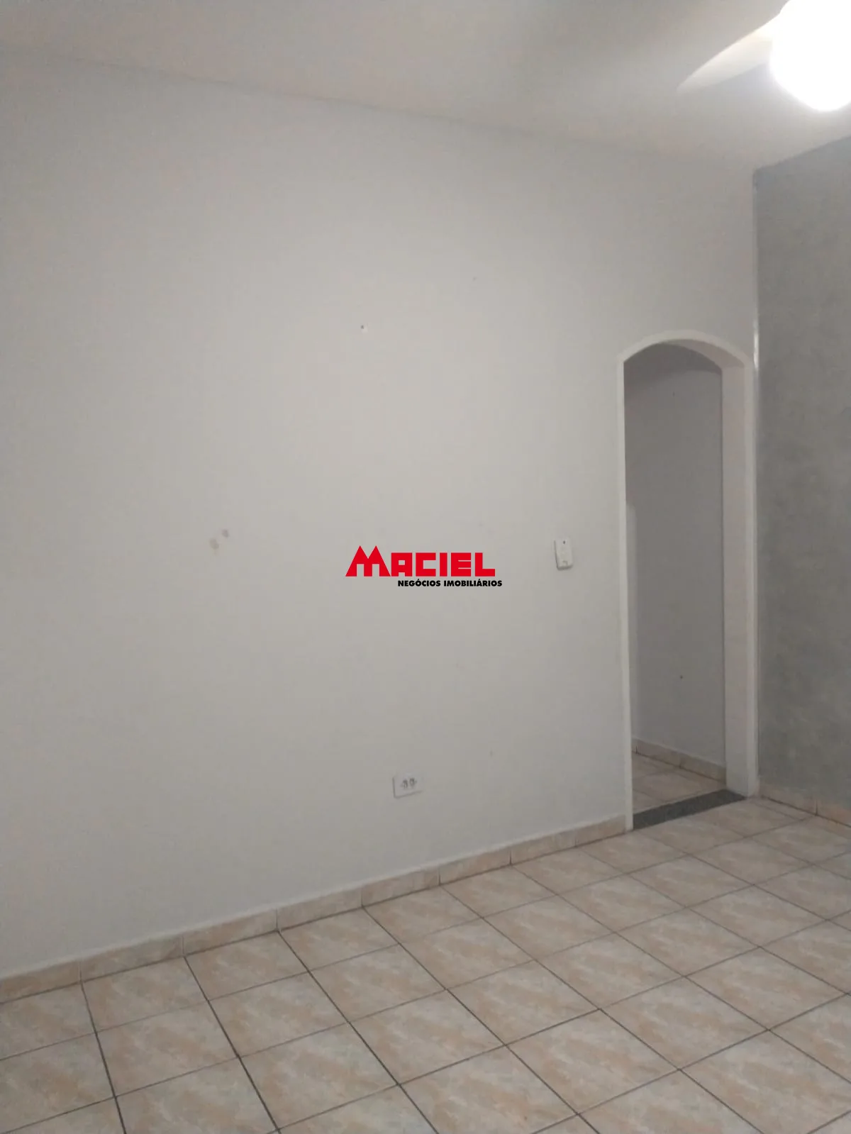 Alugar Casa / Sobrado em S&atilde;o Jos&eacute; dos Campos R$ 2.600,00 - Foto 9