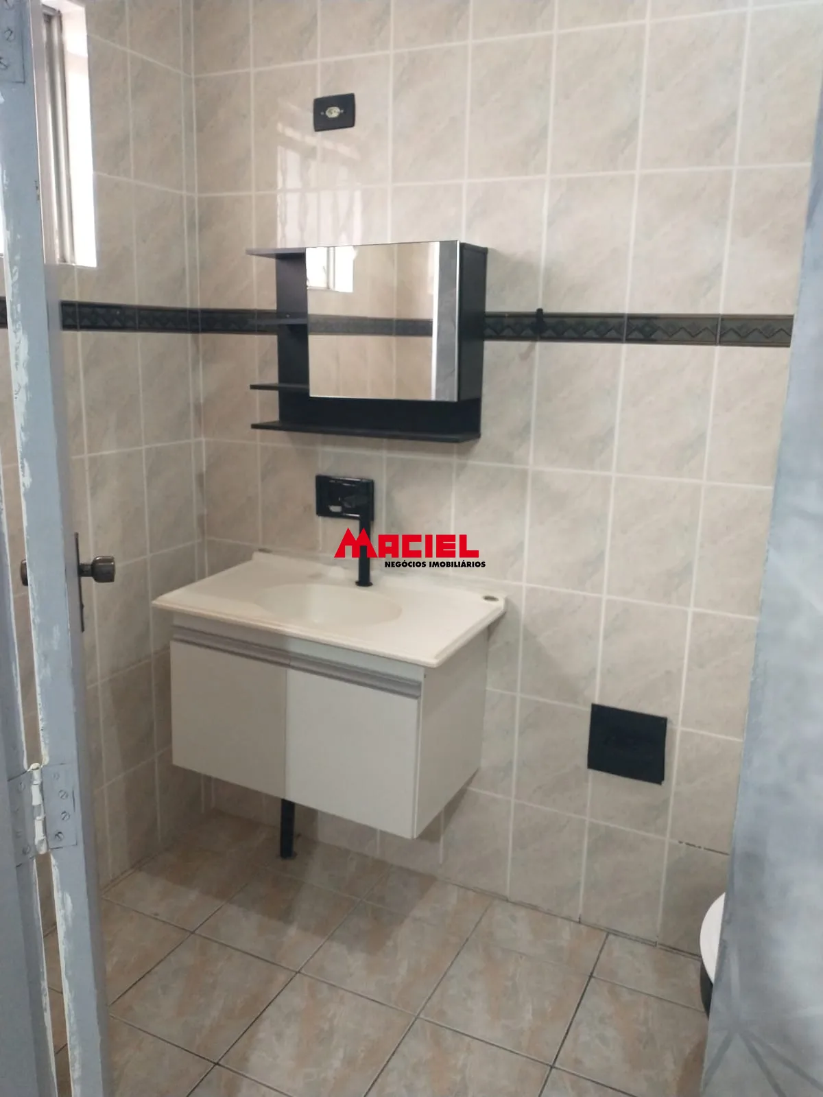 Alugar Casa / Sobrado em S&atilde;o Jos&eacute; dos Campos R$ 2.600,00 - Foto 29