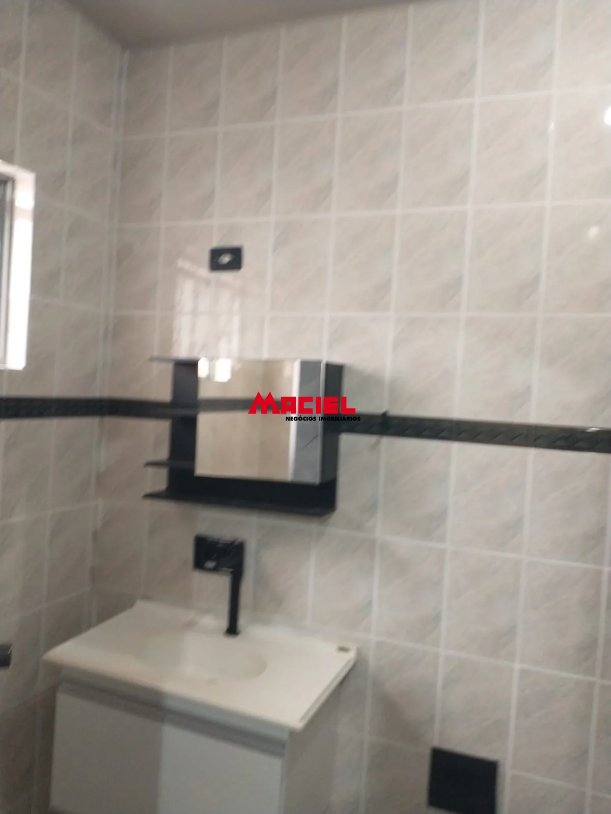 Alugar Casa / Sobrado em S&atilde;o Jos&eacute; dos Campos R$ 2.600,00 - Foto 30