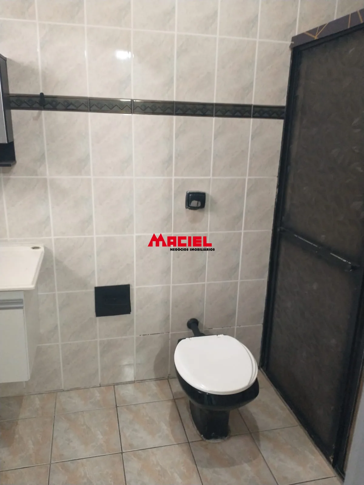 Alugar Casa / Sobrado em S&atilde;o Jos&eacute; dos Campos R$ 2.600,00 - Foto 31