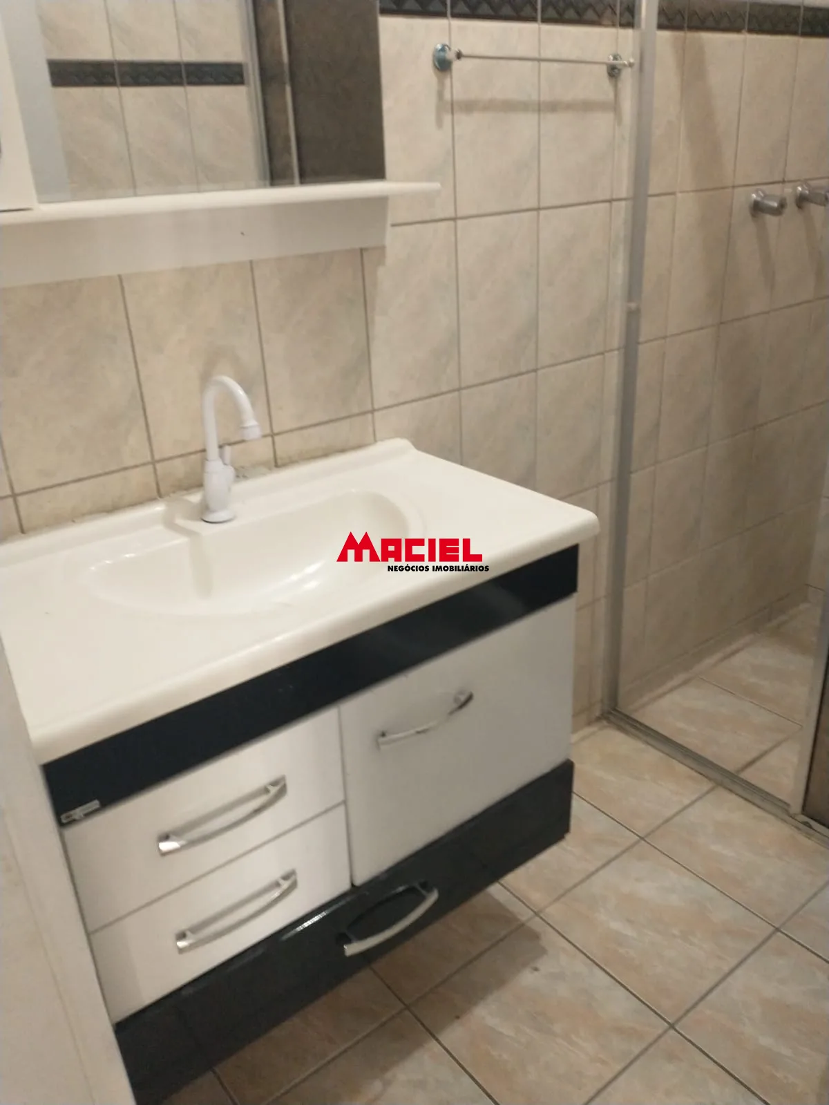 Alugar Casa / Sobrado em S&atilde;o Jos&eacute; dos Campos R$ 2.600,00 - Foto 41