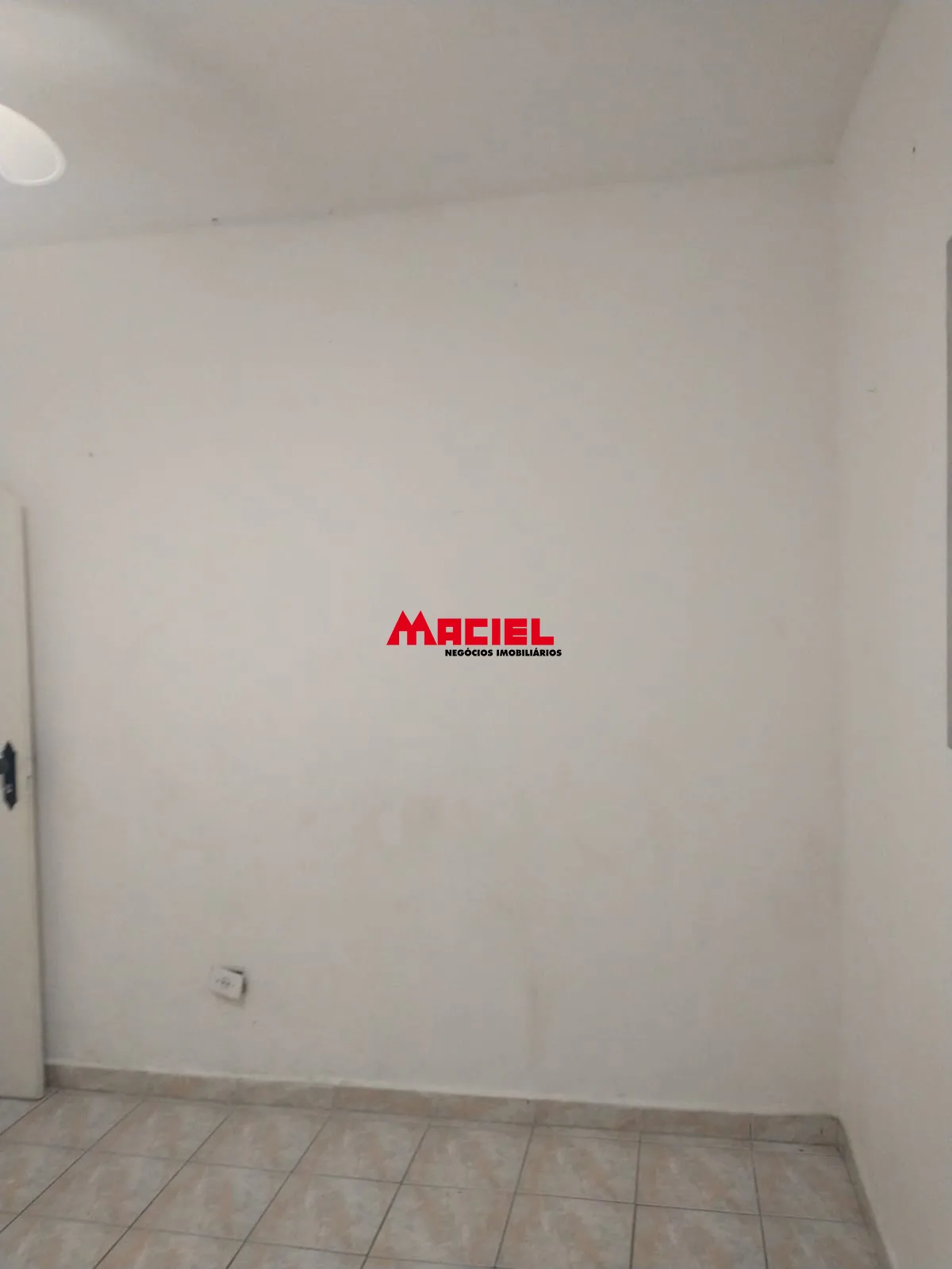 Alugar Casa / Sobrado em S&atilde;o Jos&eacute; dos Campos R$ 2.600,00 - Foto 48