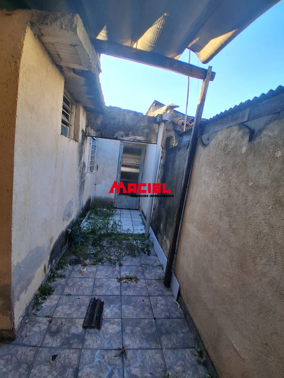 Comprar Casa / Padr&atilde;o em S&atilde;o Jos&eacute; dos Campos R$ 550.000,00 - Foto 2
