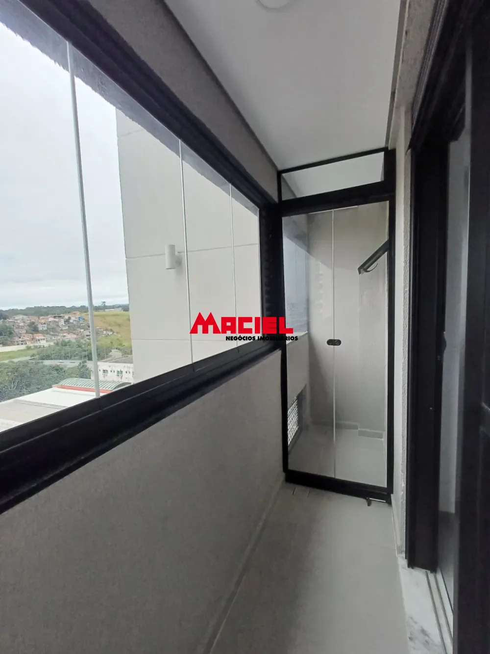 Alugar Apartamento / Padr&atilde;o em S&atilde;o Jos&eacute; dos Campos R$ 3.800,00 - Foto 3