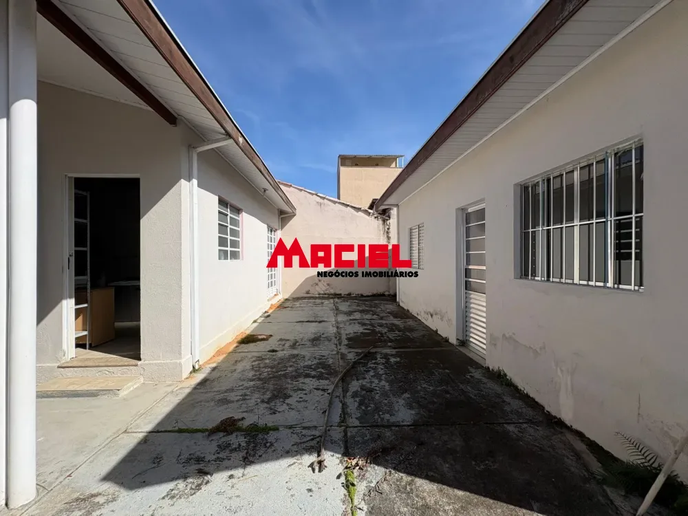 Comprar Casa / Padr&atilde;o em S&atilde;o Jos&eacute; dos Campos R$ 650.000,00 - Foto 4