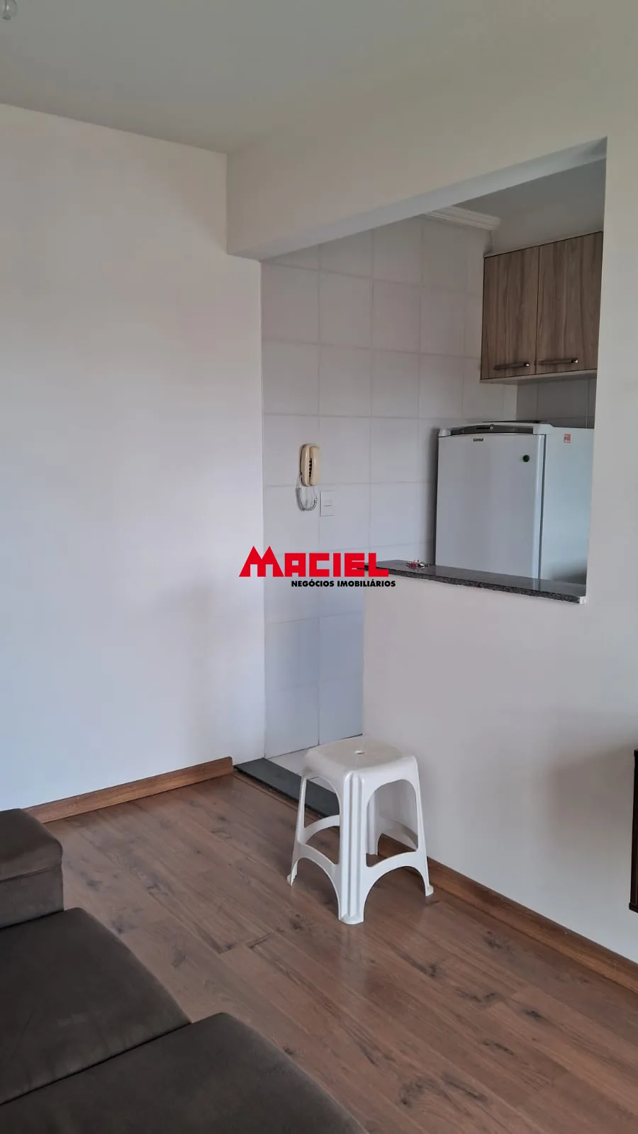 Alugar Apartamento / Padr&atilde;o em S&atilde;o Jos&eacute; dos Campos R$ 2.500,00 - Foto 2