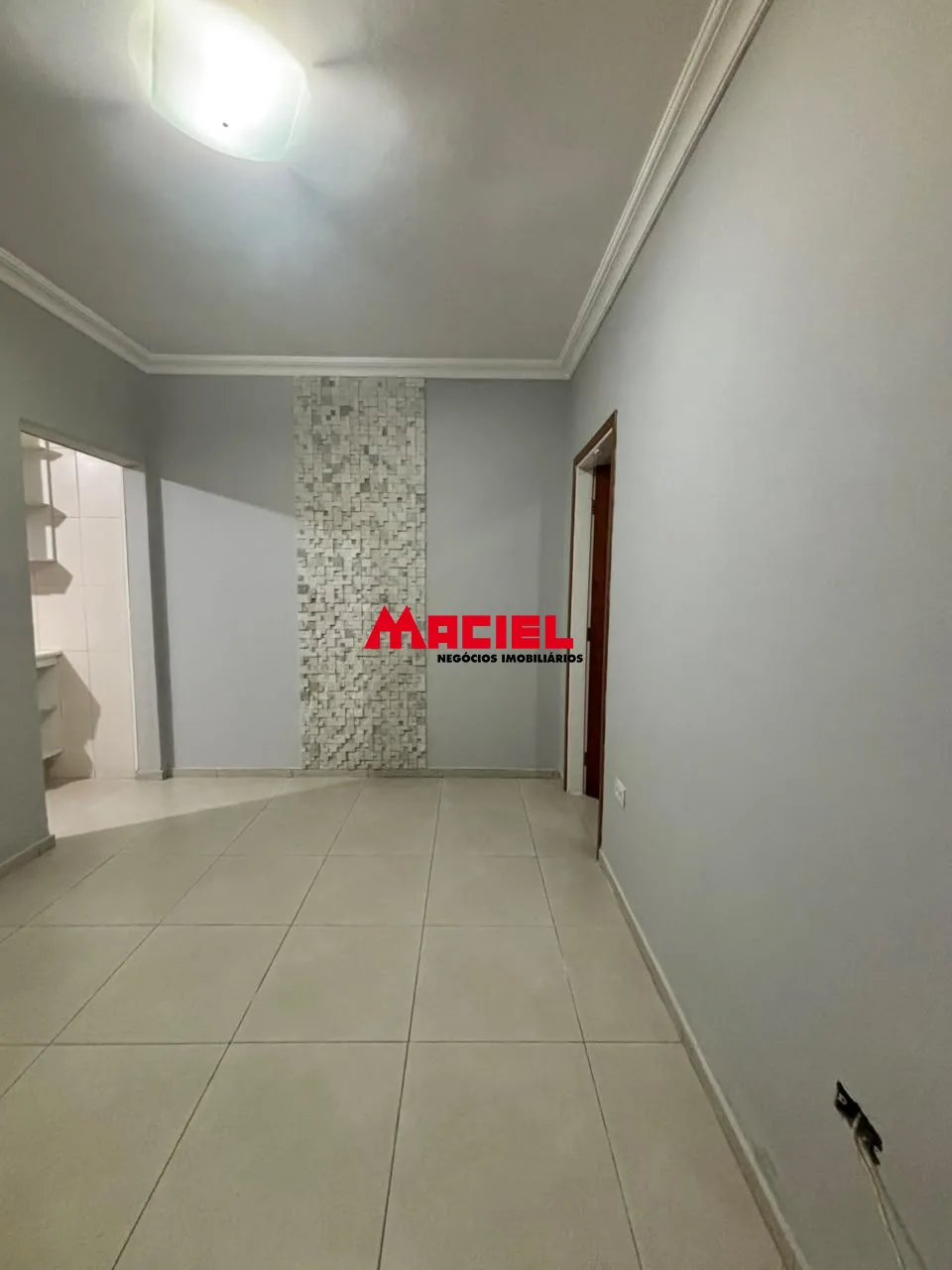 Alugar Casa / Padr&atilde;o em S&atilde;o Jos&eacute; dos Campos R$ 3.000,00 - Foto 2