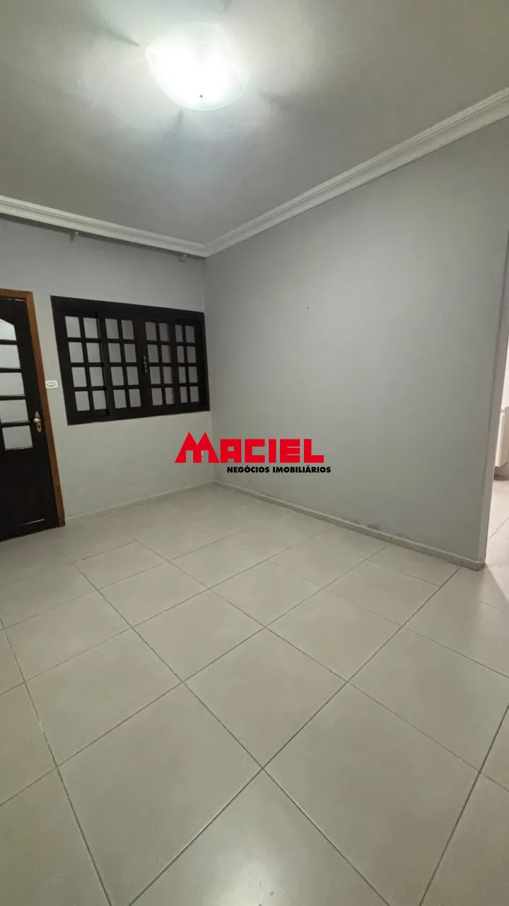 Alugar Casa / Padr&atilde;o em S&atilde;o Jos&eacute; dos Campos R$ 3.000,00 - Foto 3
