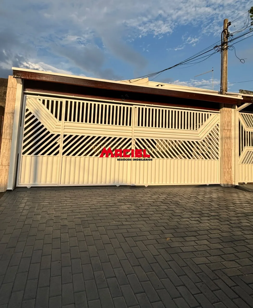 Alugar Casa / Padr&atilde;o em S&atilde;o Jos&eacute; dos Campos R$ 3.000,00 - Foto 16