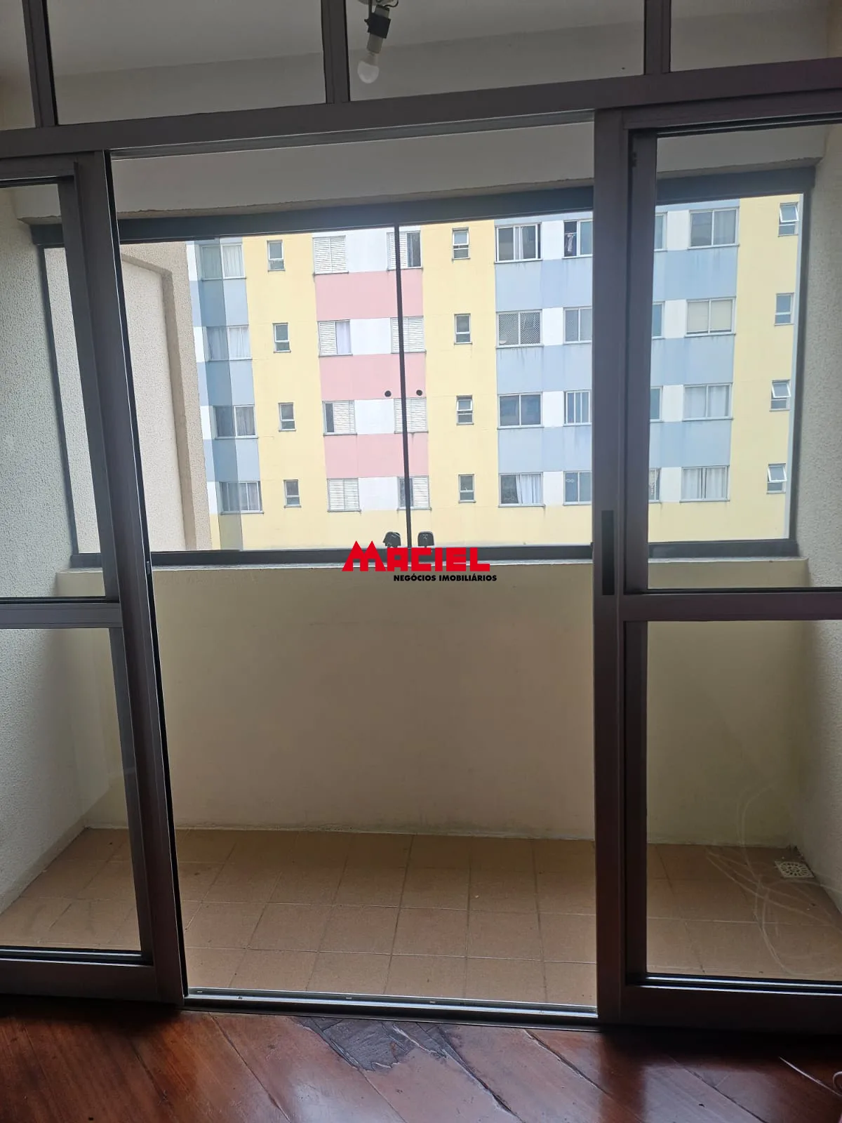 Alugar Apartamento / Padr&atilde;o em S&atilde;o Jos&eacute; dos Campos R$ 2.500,00 - Foto 9