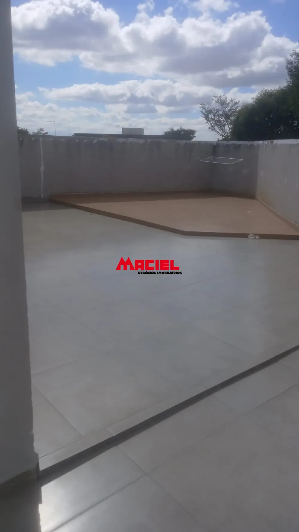 Alugar Casa / Condom&iacute;nio em Ca&ccedil;apava R$ 4.900,00 - Foto 3