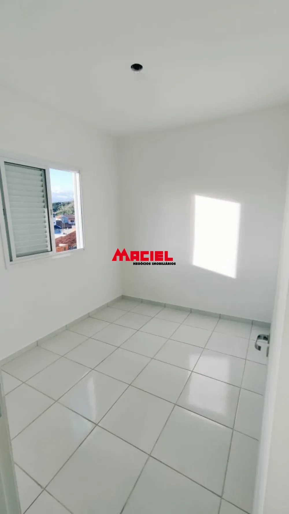 Alugar Apartamento / Padr&atilde;o em S&atilde;o Jos&eacute; dos Campos R$ 1.600,00 - Foto 9