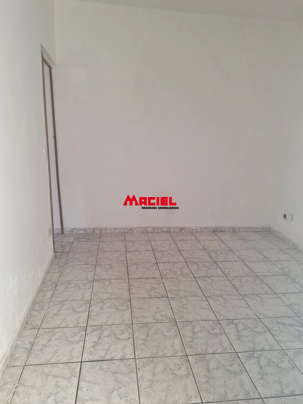 Alugar Casa / Padr&atilde;o em S&atilde;o Jos&eacute; dos Campos R$ 2.350,00 - Foto 8